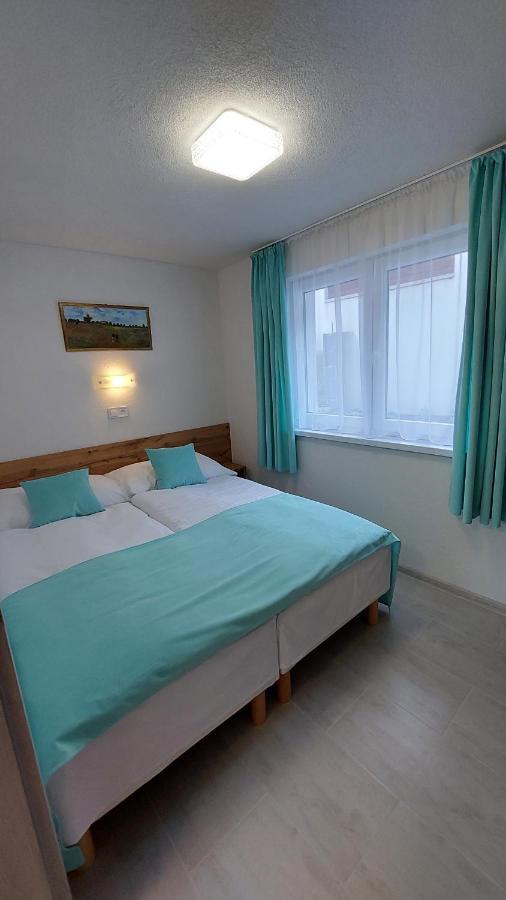 Apartmany Nad Tajovom Banská Bystrica Buitenkant foto